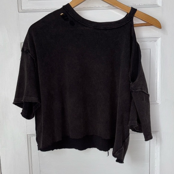 WE THE FREE HOLEY DISTRESSED CROPPED TEE - Picture 2 of 7